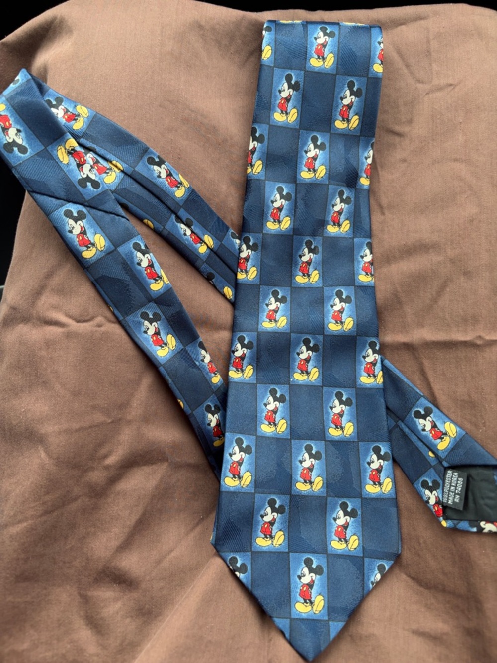 Mickey Unlimited Men's Navy Mickey Mouse Patterned Silk Tie
